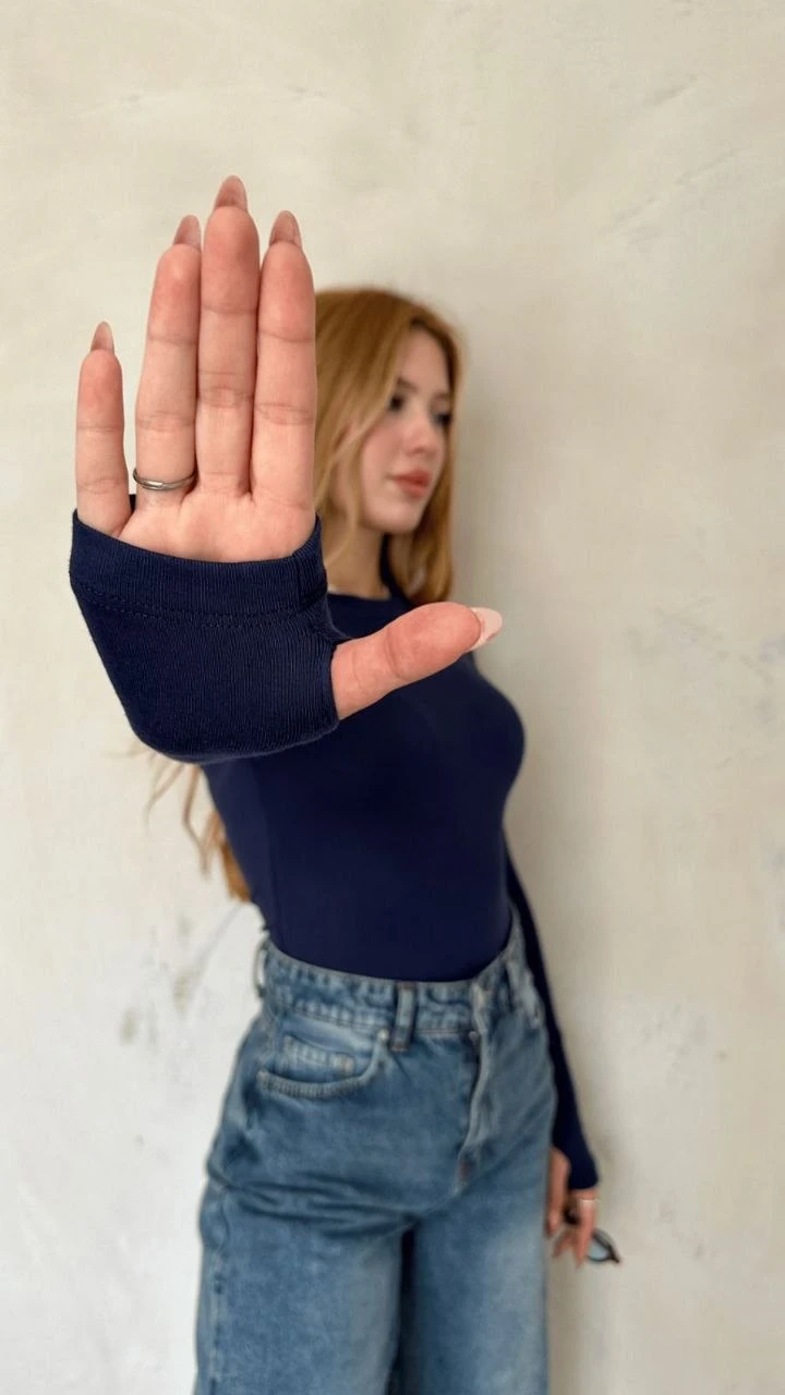 بلوزة نسائية قطن